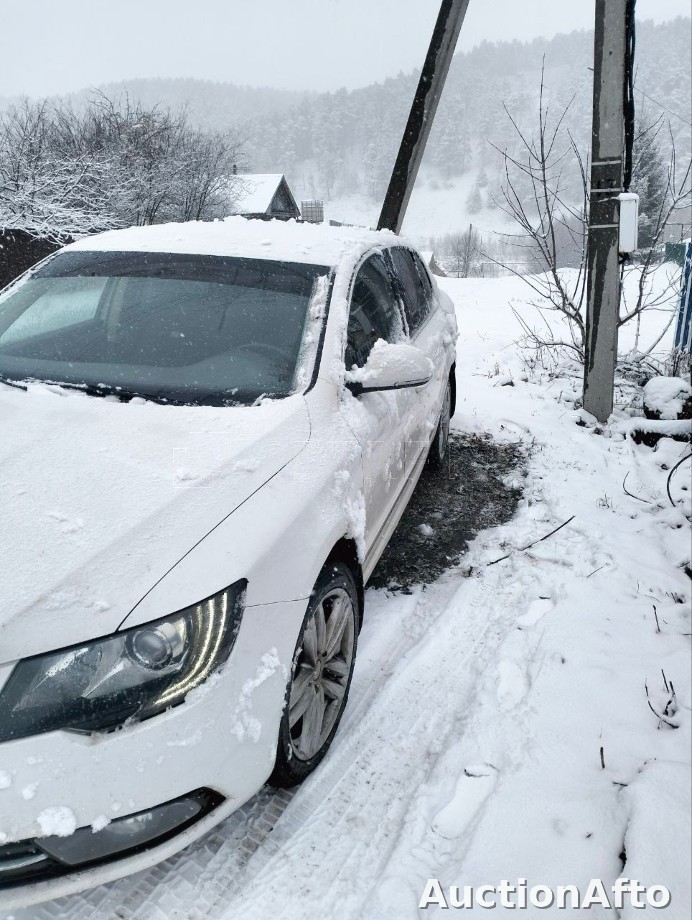 Skoda Superb 2014 год