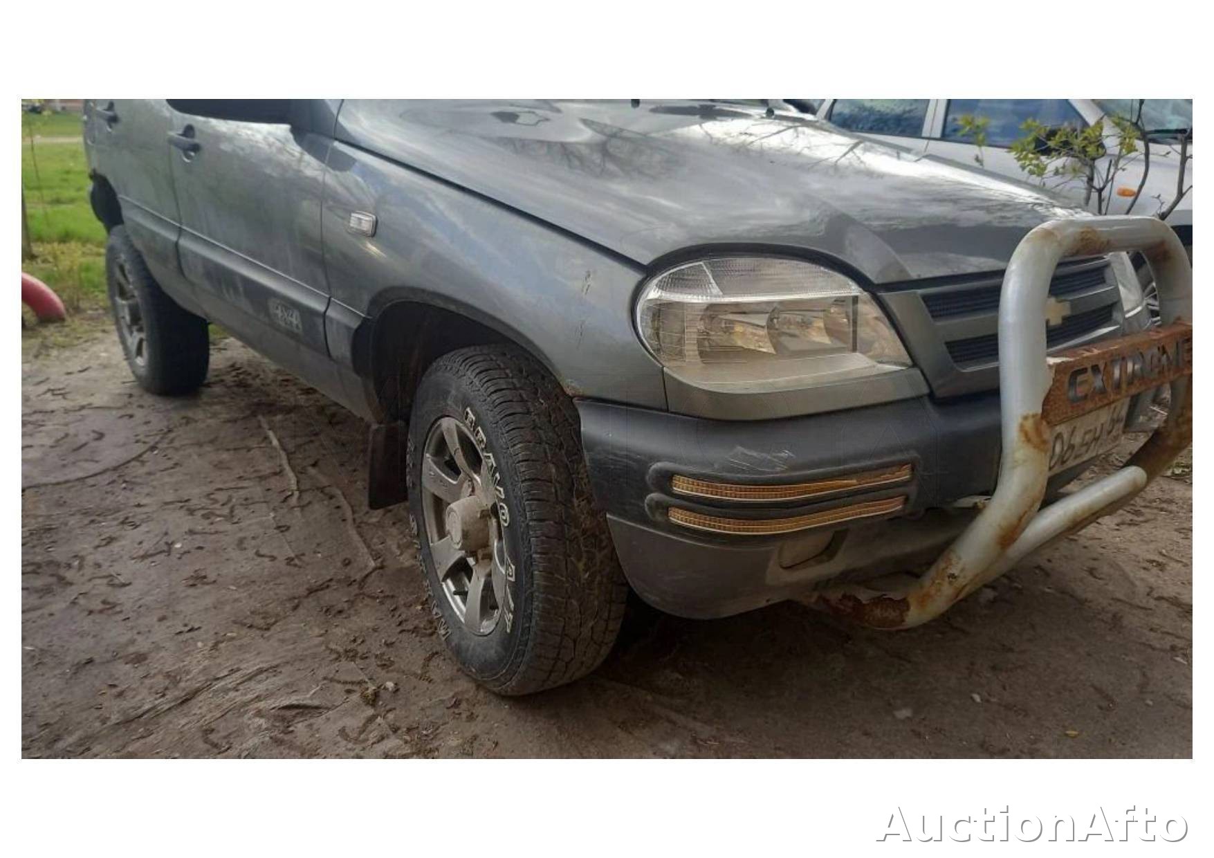 Chevrolet Niva 2005 год