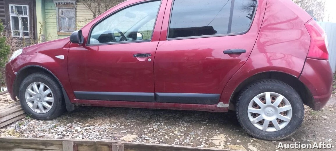 Renault Sandero 2011 год