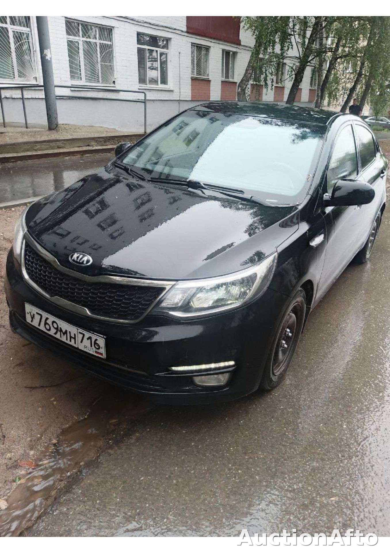 Kia Rio 2015 год