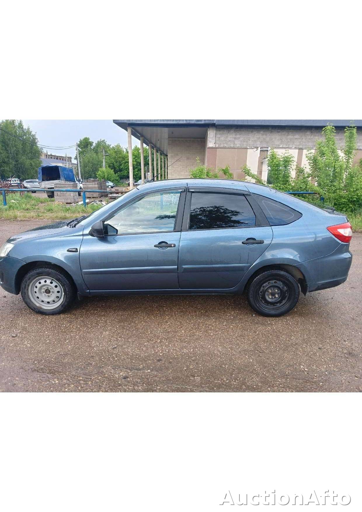 Lada Granta 2014 год