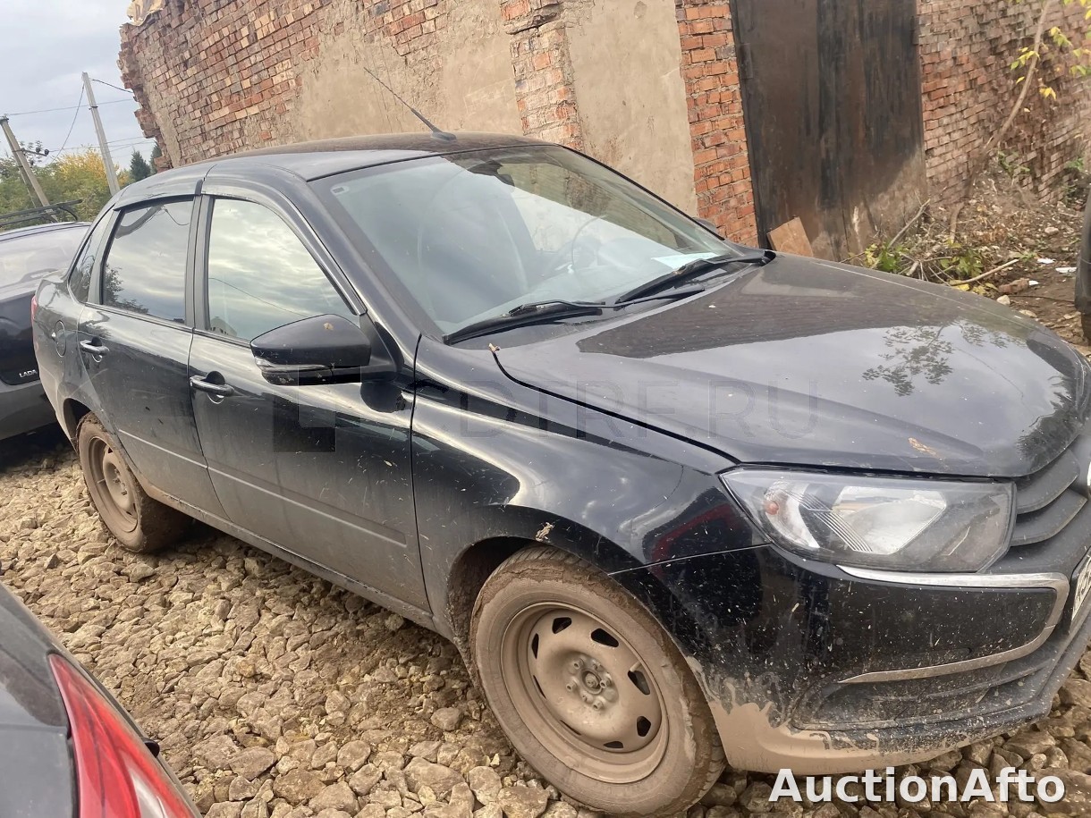 Lada Granta 2023 год