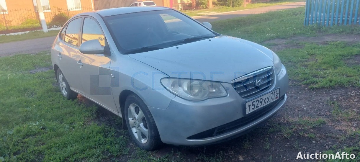 Hyundai Elantra 2009 год