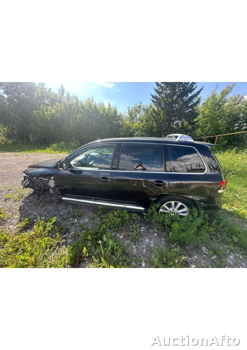 Volkswagen Touareg 2005 год