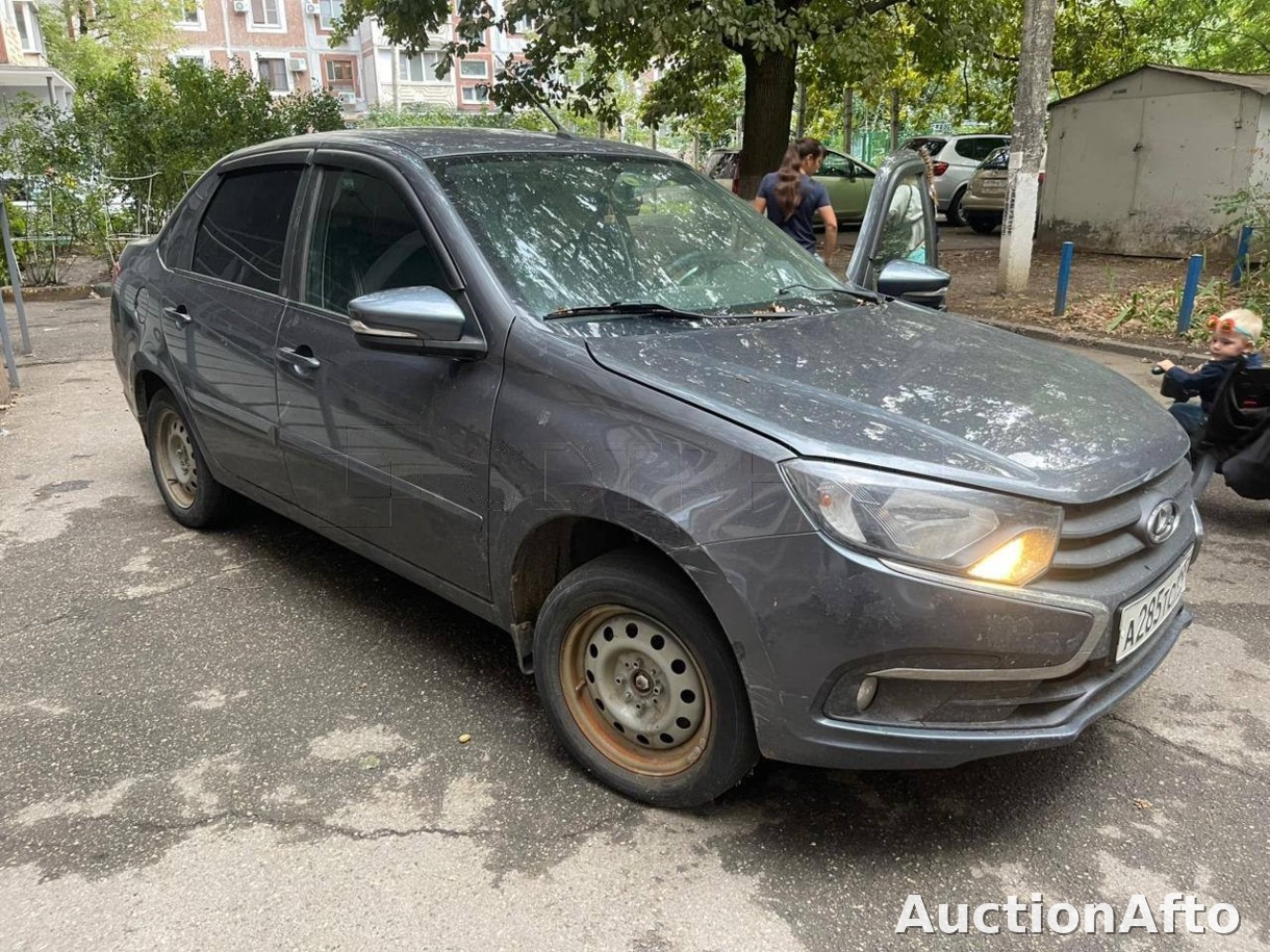Lada GRANTA 2022 год