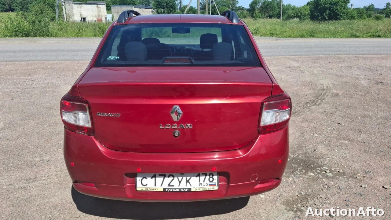 Renault Logan 2014 год