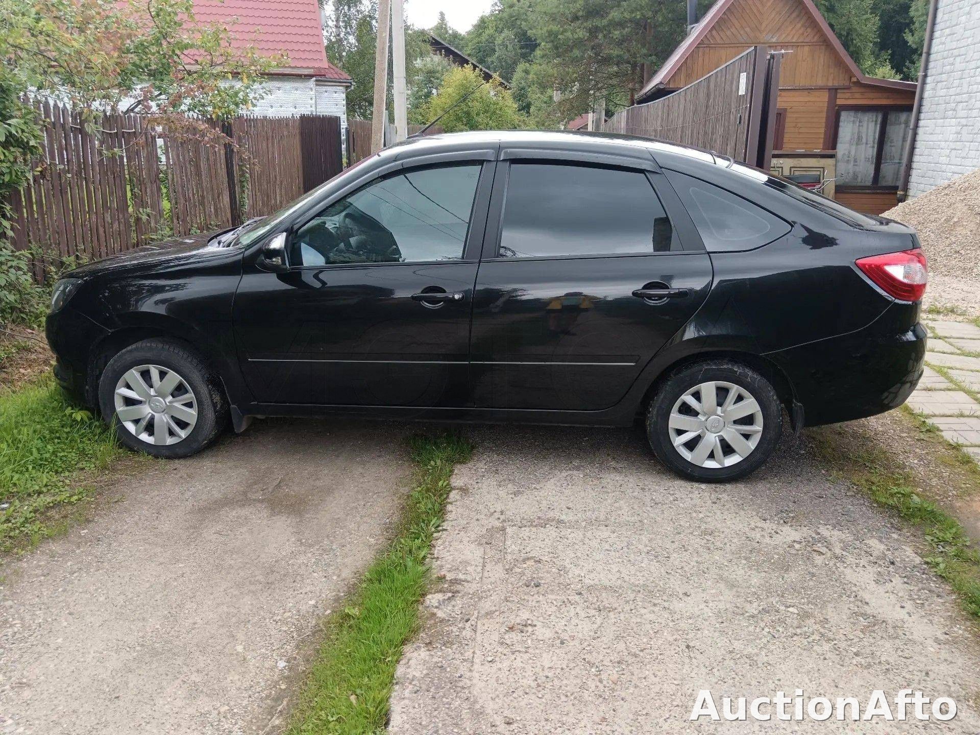 Lada Granta 2023 год