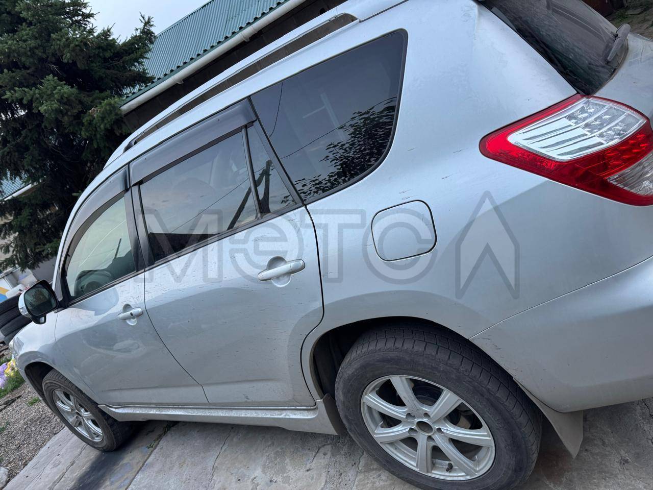 Toyota Vanguard 2008 года