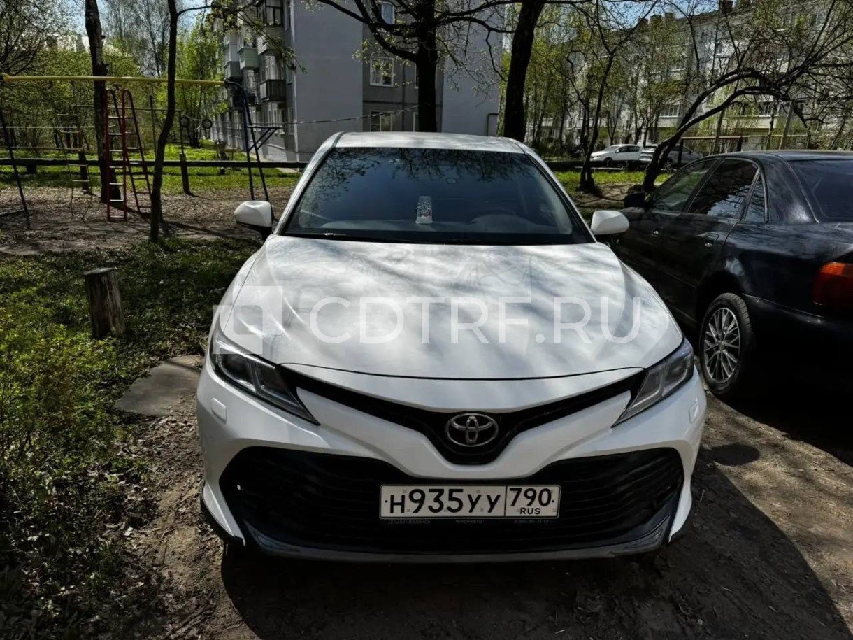 Toyota Camry 2020 год