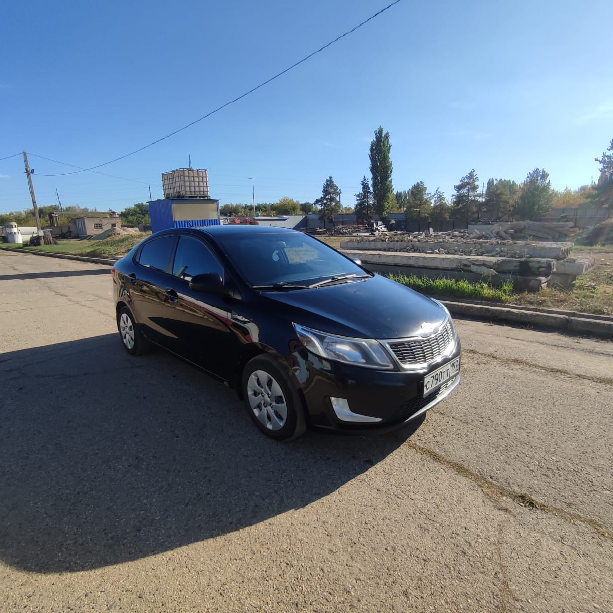 Kia Rio 2012 год