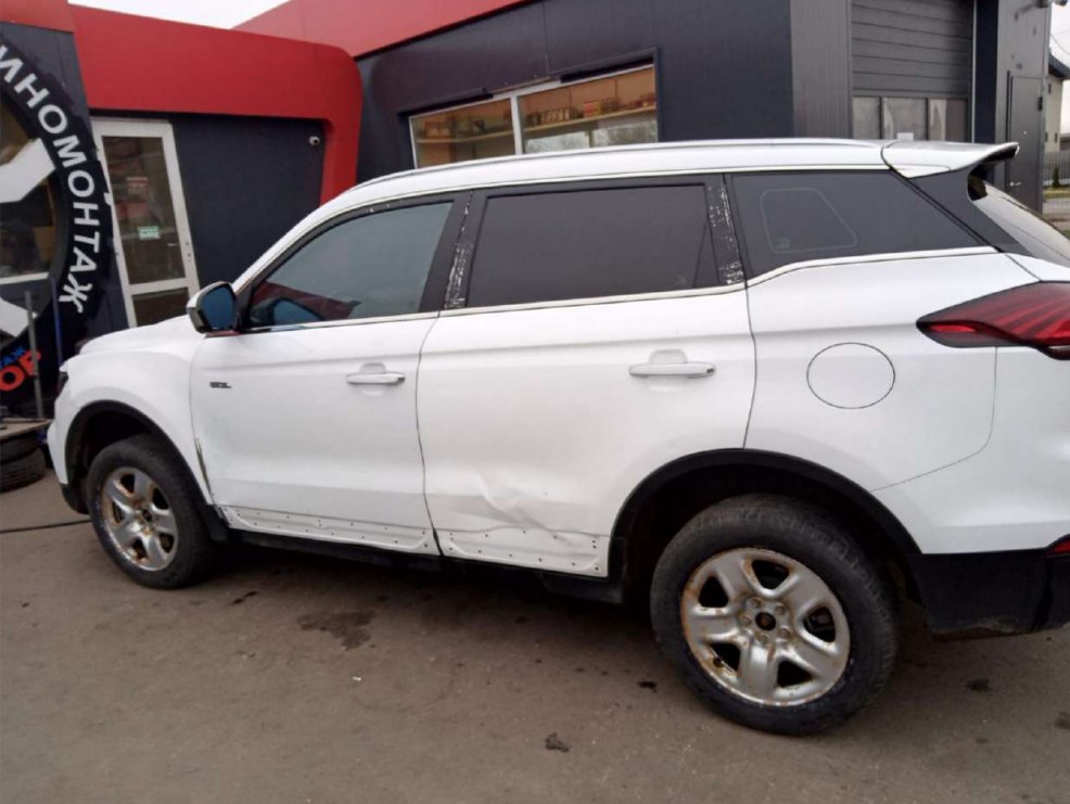 Geely Atlas Pro 2024 год