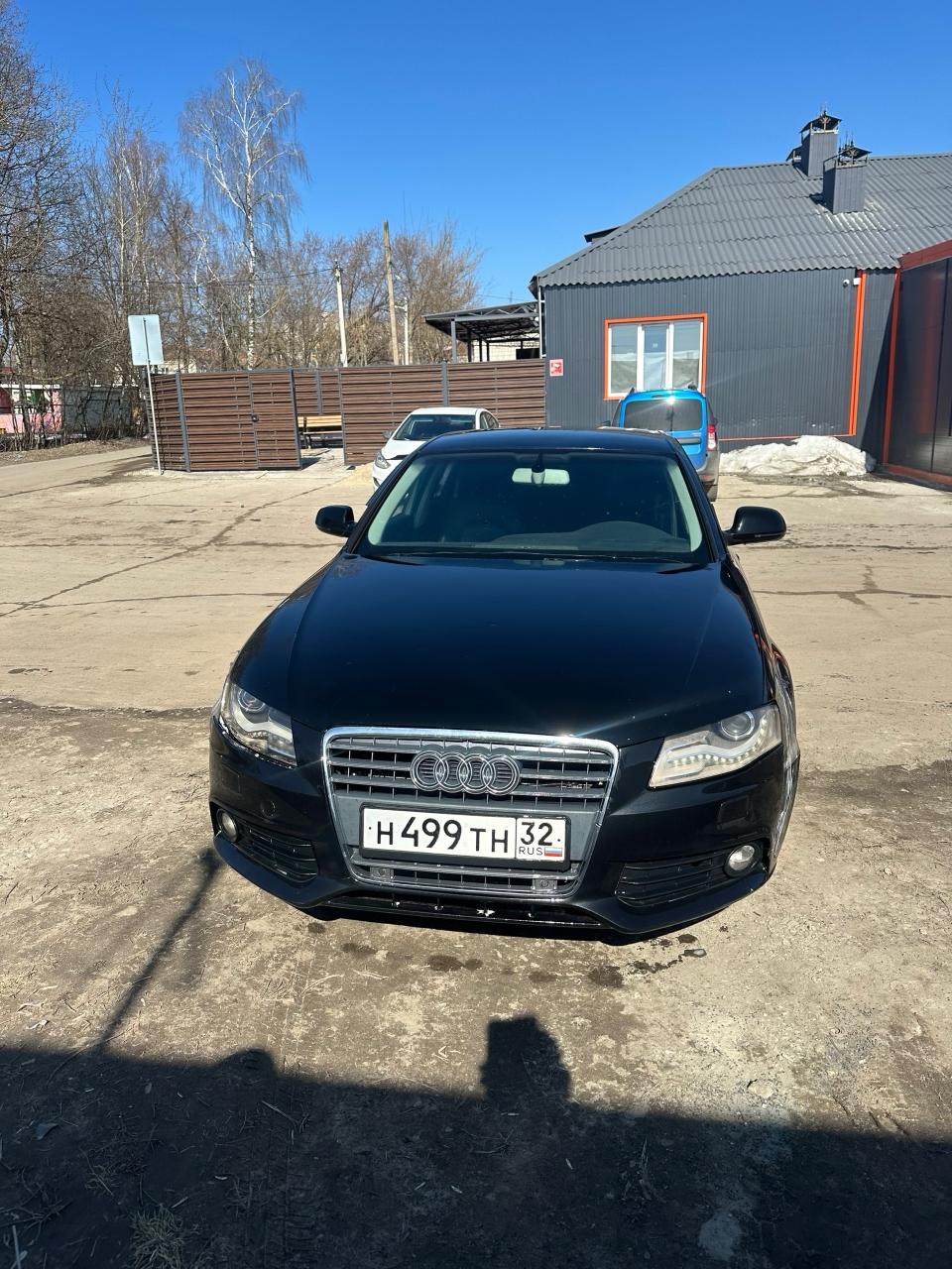 Audi А4 2011 год