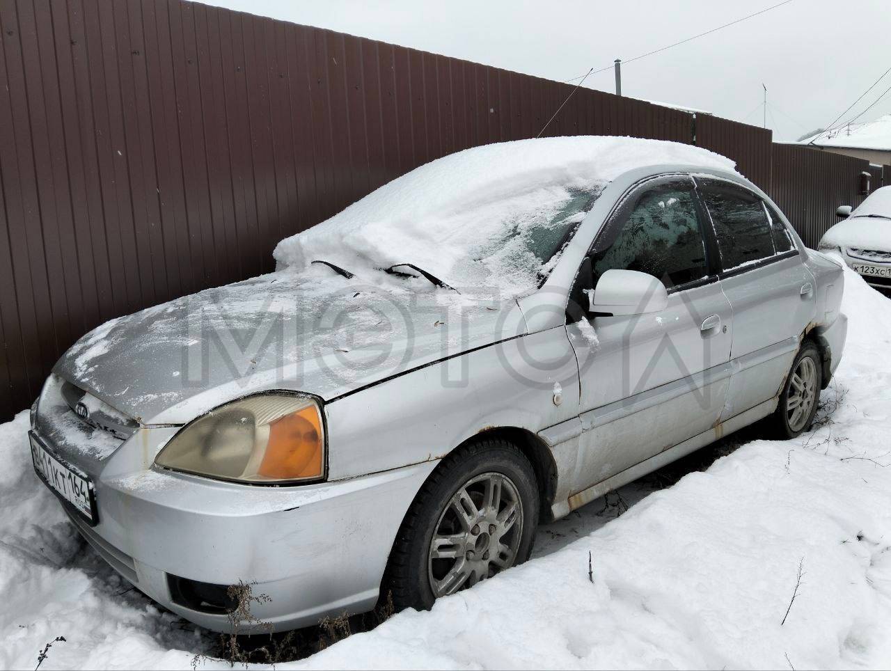 Kia Rio 2004 год