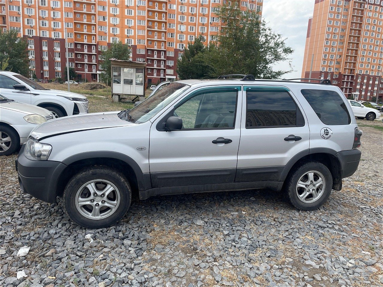 Ford Maverick 2004 год