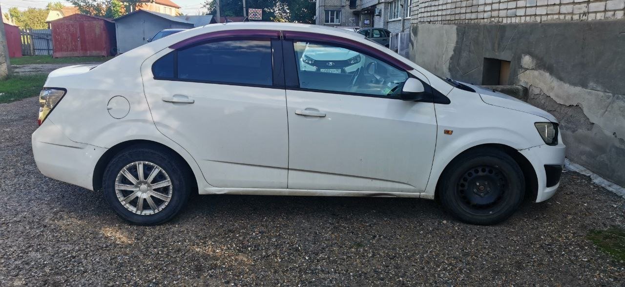 Chevrolet Aveo 2012 год