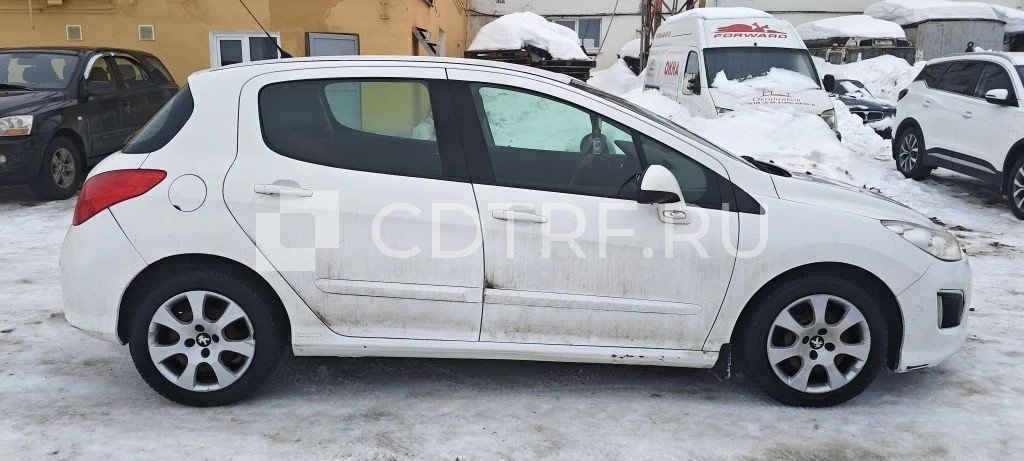 Peugeot 308 2012 год