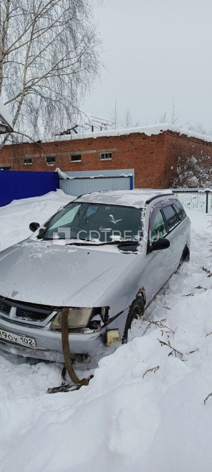 Nissan WINGROAD 2000 год