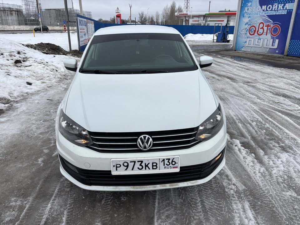 Volkswagen Polo 2016 год