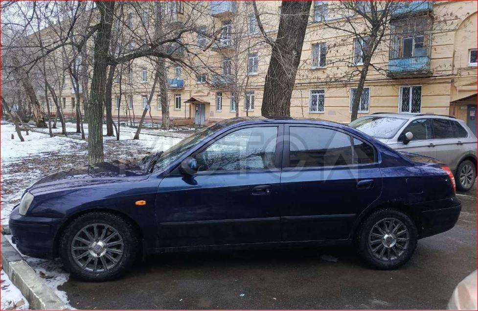 Hyundai Elantra 2004 год