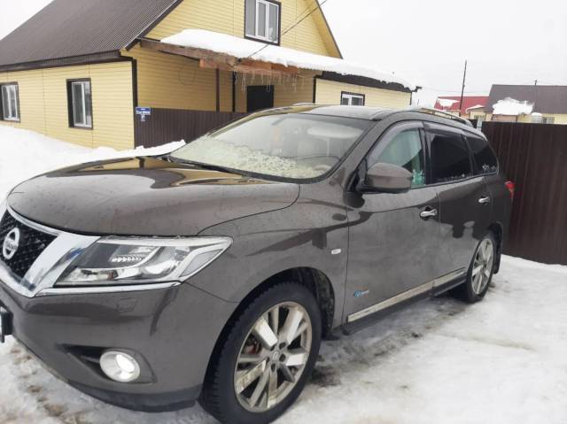 Nissan Pathfinder 2014 год