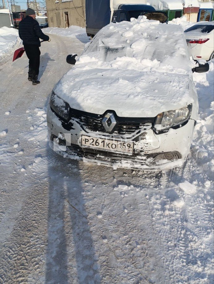 Renault Logan 2017 год