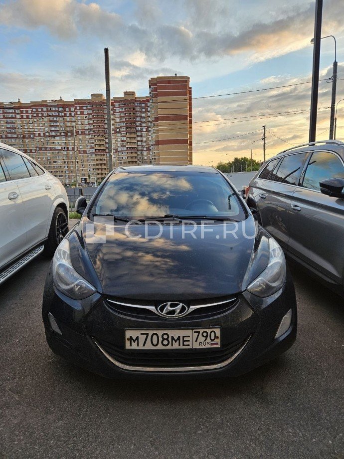 Hyundai Avante 2011 год