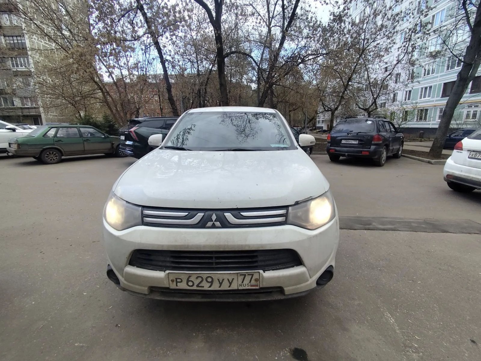 Mitsubishi Outlander 2013 год