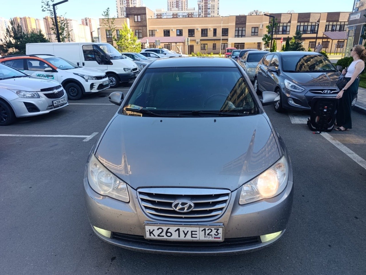 Hyundai Elantra 2011 год