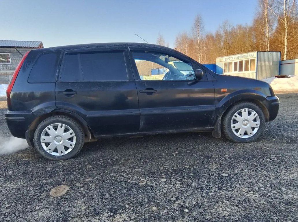 Ford Fusion 2005 год