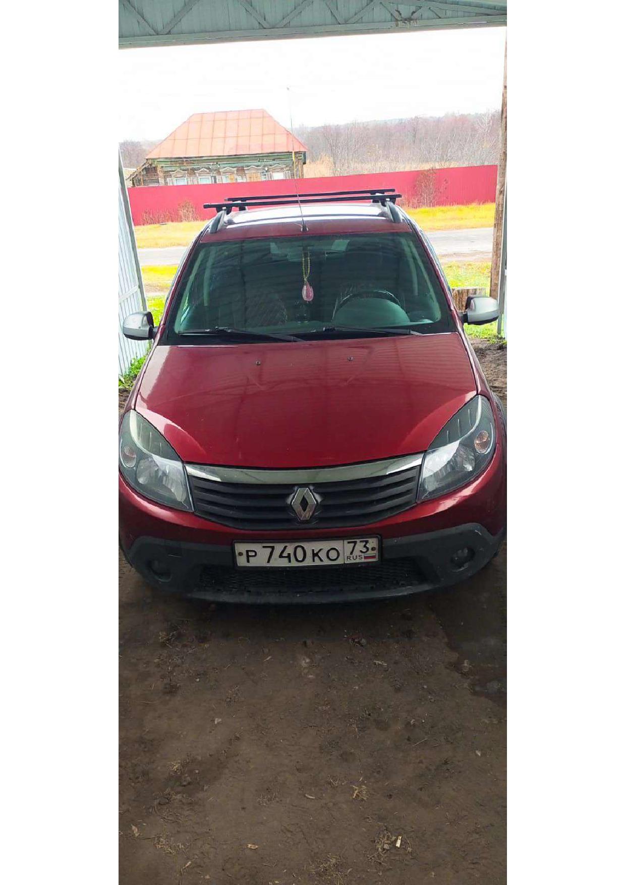 Renault Sandero 2014 год
