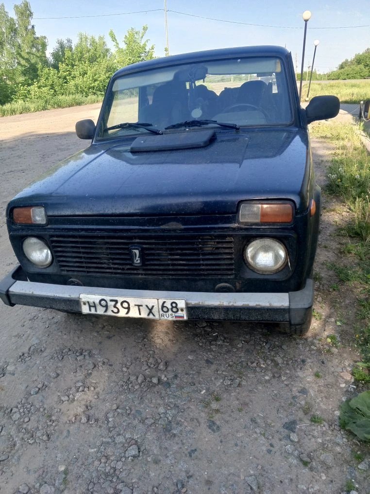 LADA 212140 2015 года