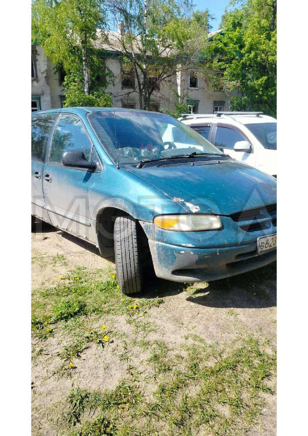 Dodge Caravan 1999 год