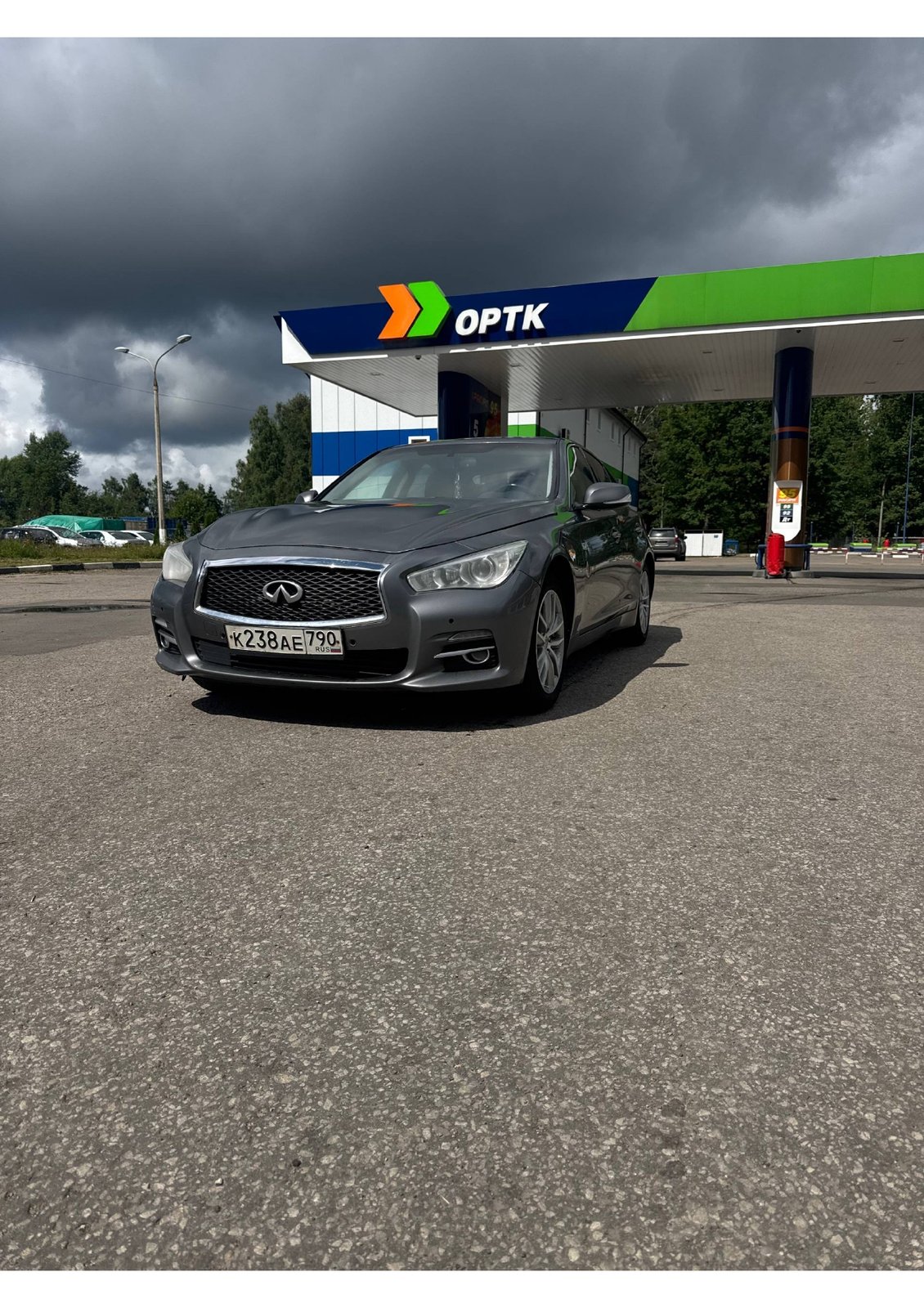 Infiniti Q50 2014 год