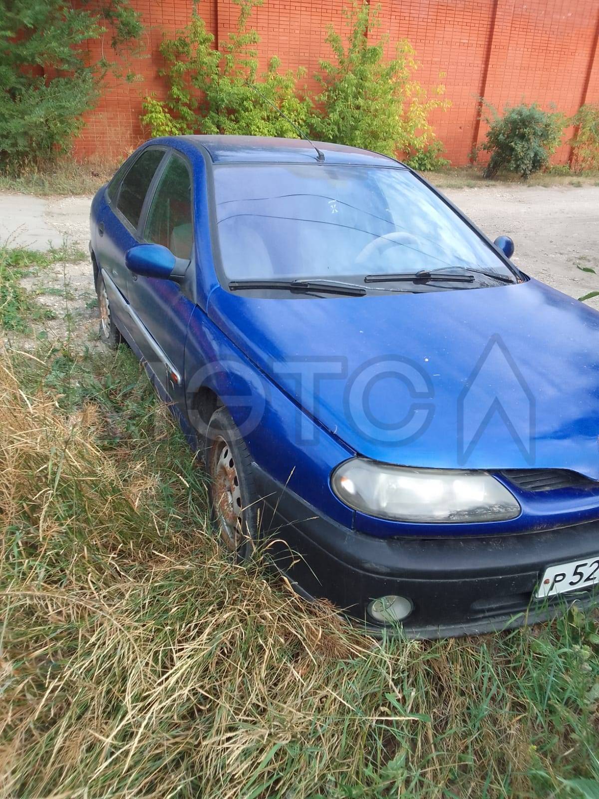 Renault Laguna 1999 год
