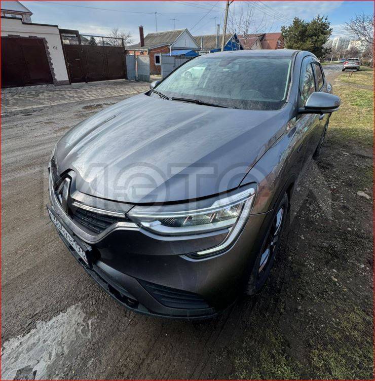 Renault Arkana 2021 год