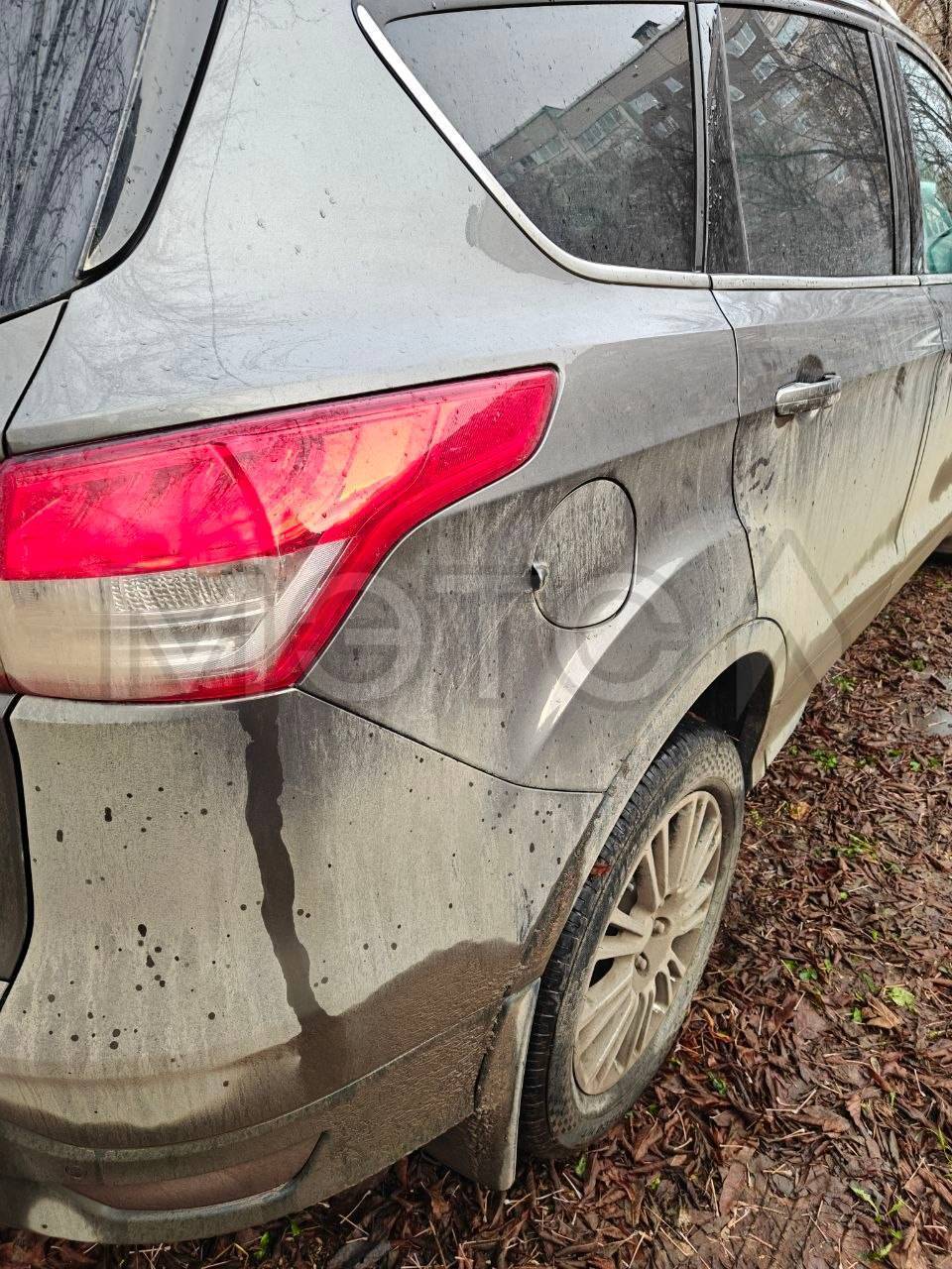 Ford Kuga 2013 год