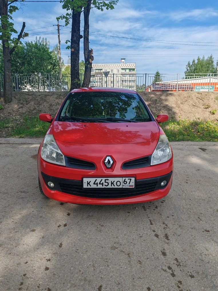 Renault Clio 2006 год