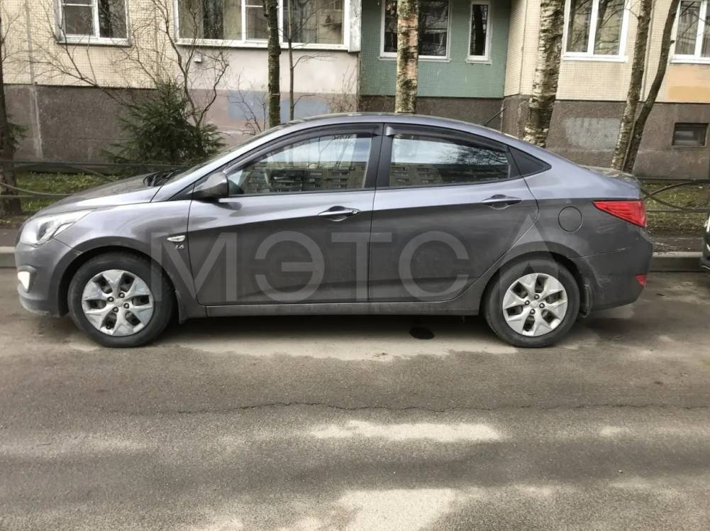 Hyundai Solaris 2015 год