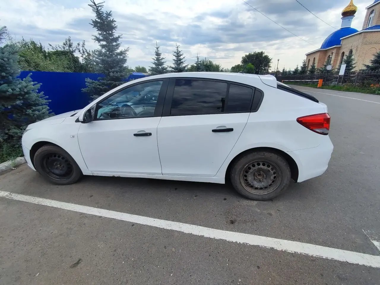 Chevrolet Cruze 2011 год